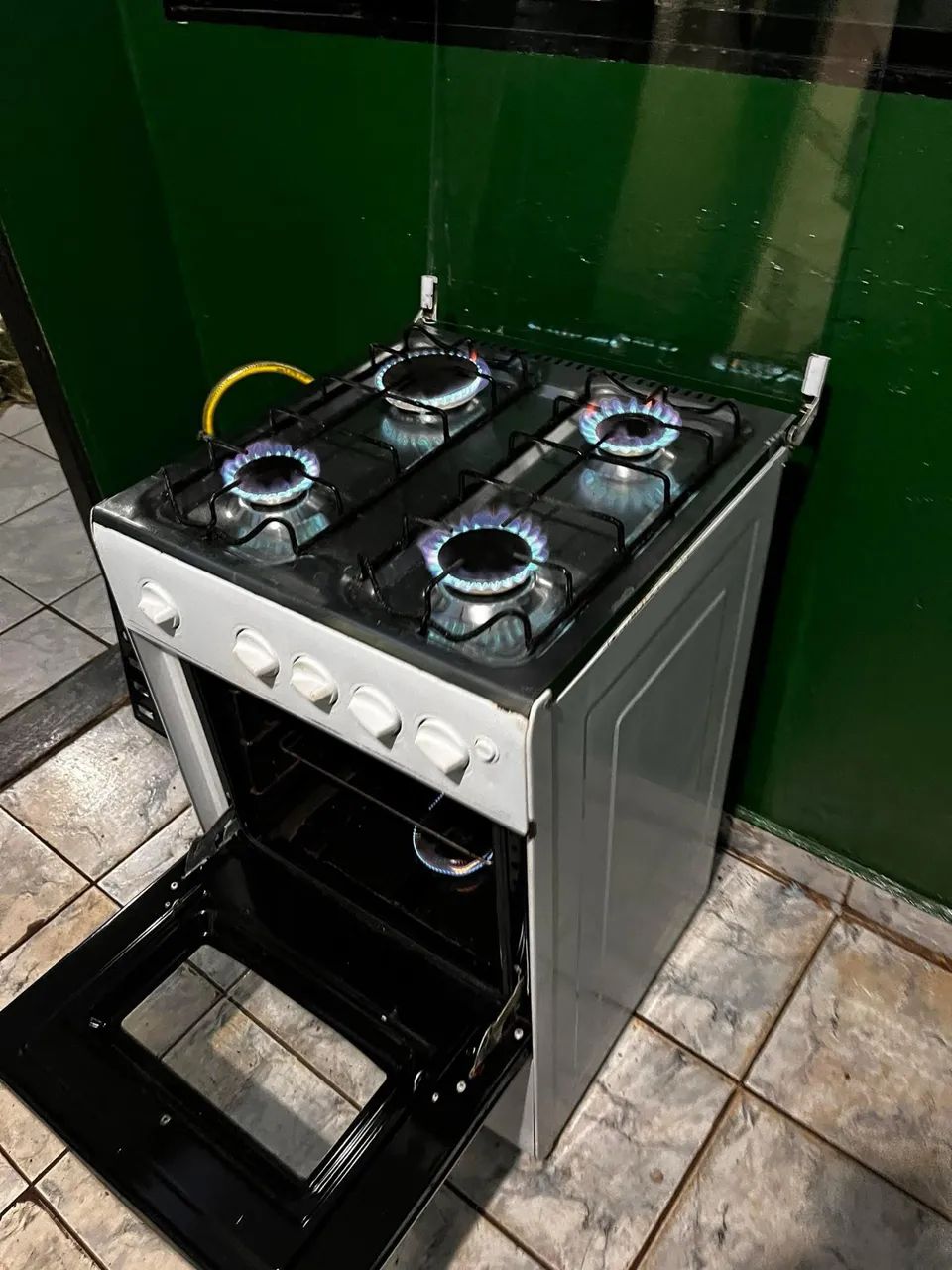 Fogão 4 bocas 
