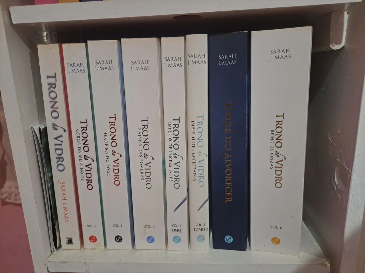 Livros trono de vidro