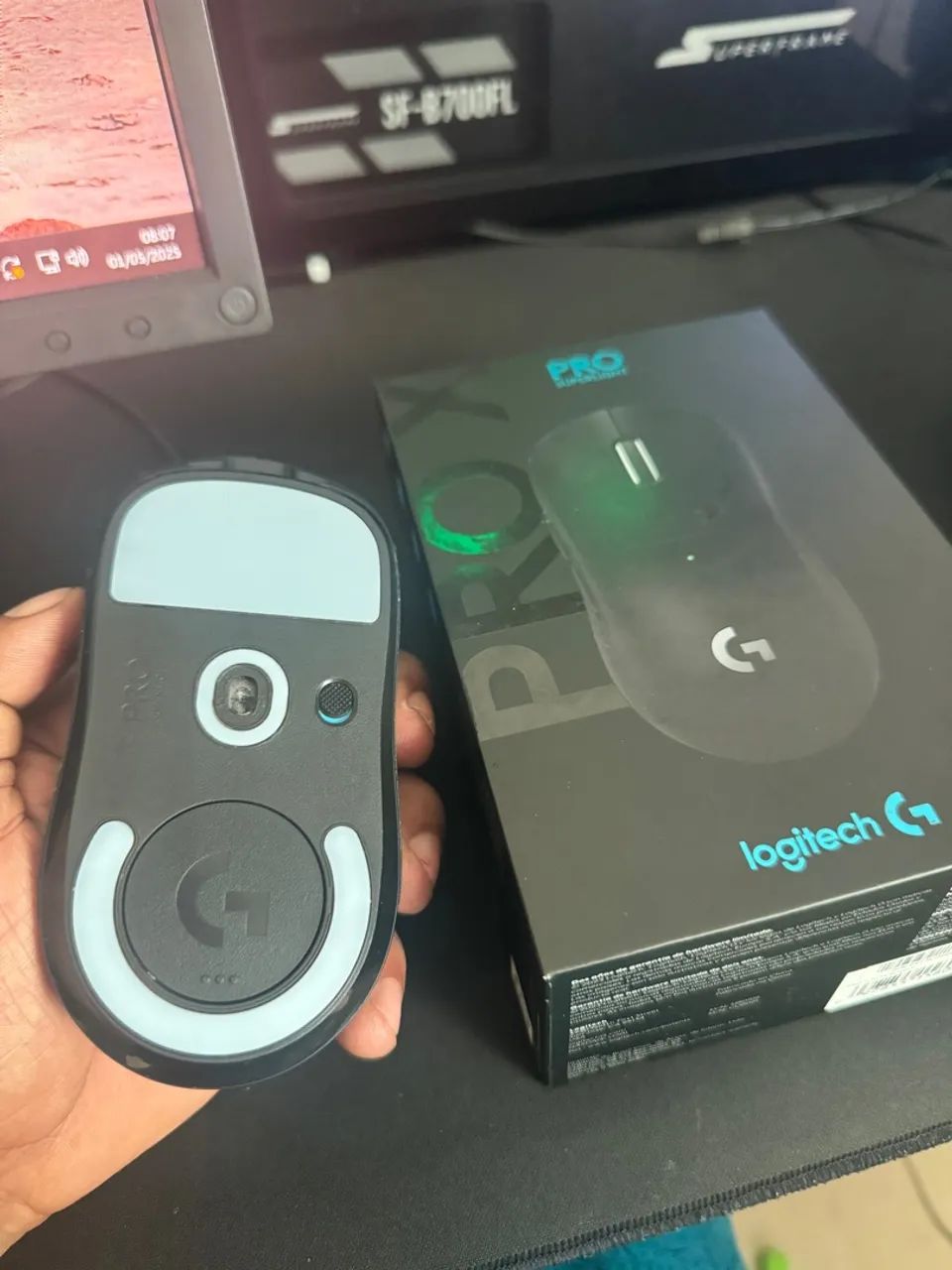 Mouse Logitech G Pro X Superlight - Semi novo | Bluetooth | R$450 - Foto 2