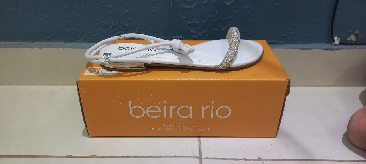 Sandália Feminina Beira Rio - Nova e Elegante