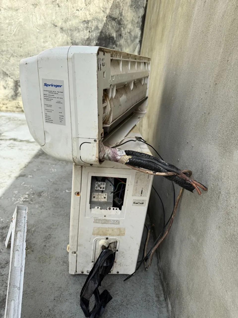 Ar Condicionado Springer Split 9000 BTUs