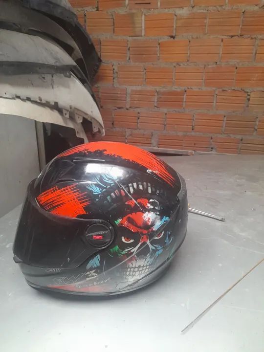 Capacete de Moto FW3 - Preto com Vermelho - Foto 3