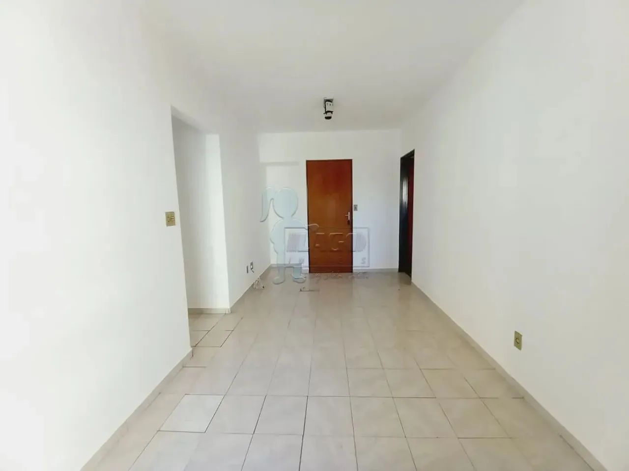 Apartamento de 68m² com 03 quartos para locação - Centro