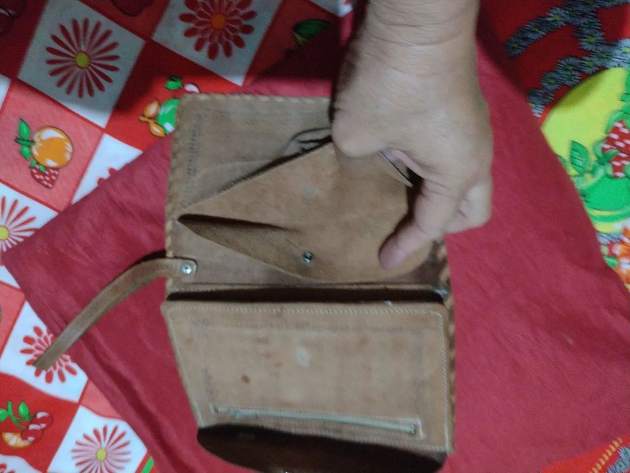 Bolsa de mão marrom vintage em couro - Foto 4
