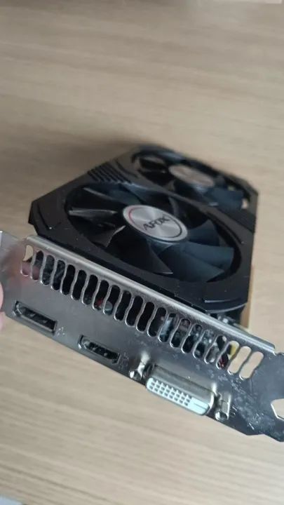 Placa de video Rx 550 4gb - Foto 2