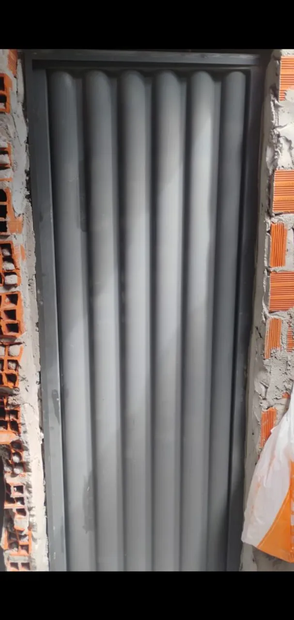 Porta Externa Ferro com Design Moderno