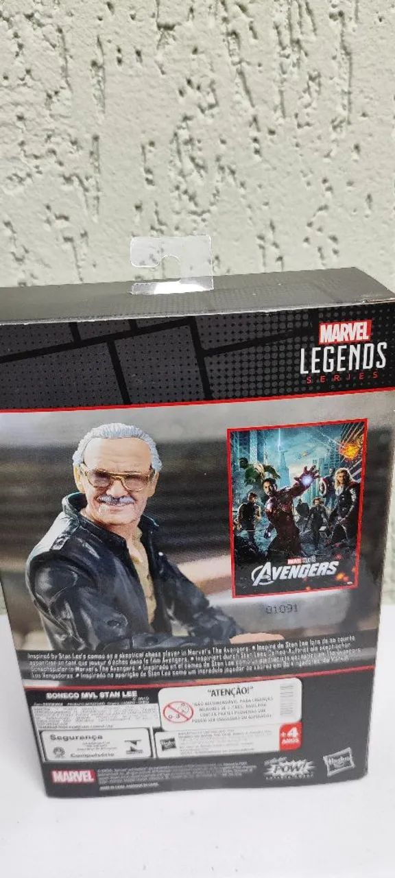 Action Figure Stan Lee Marvel Legends - Foto 3