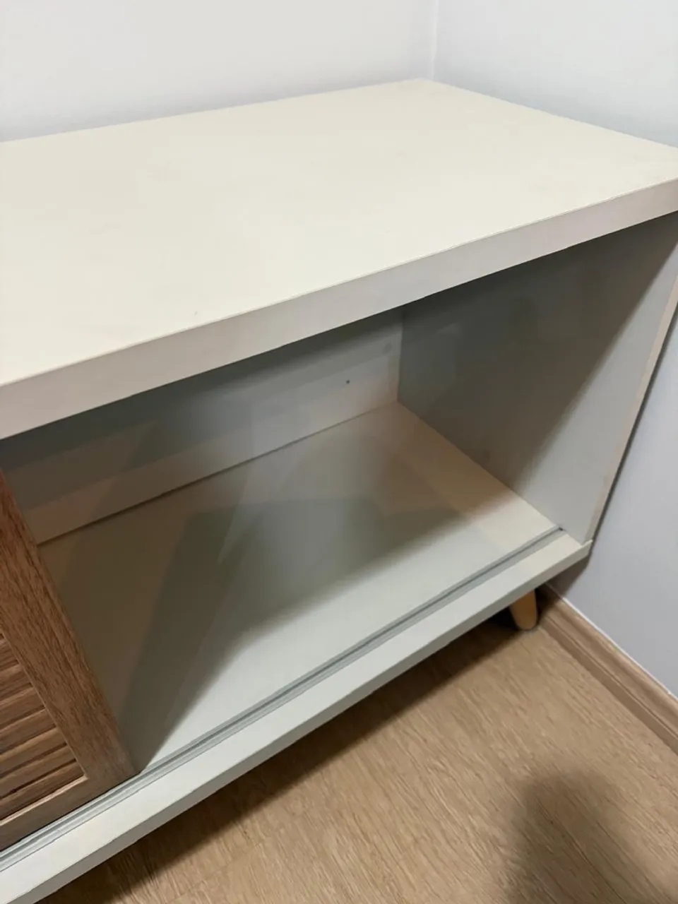 Móvel/Aparador moderno com design clean