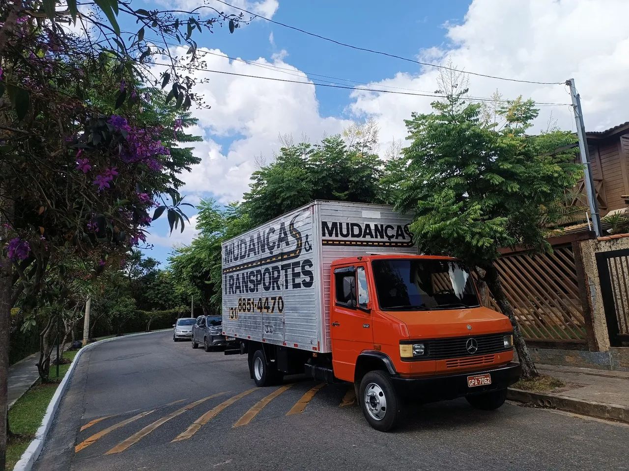 Mudança e Carreto Caminhão Baú
