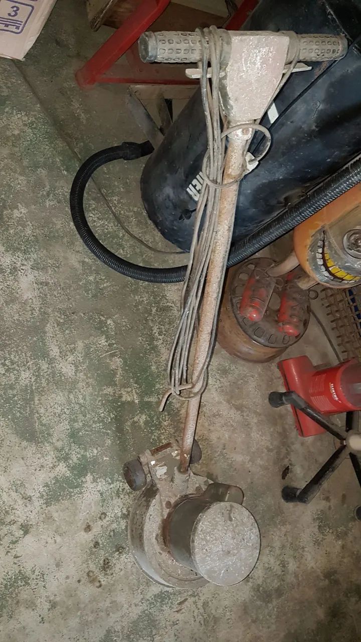 Enceradeira industrial, LEIA O ANUNCIO - Foto 4