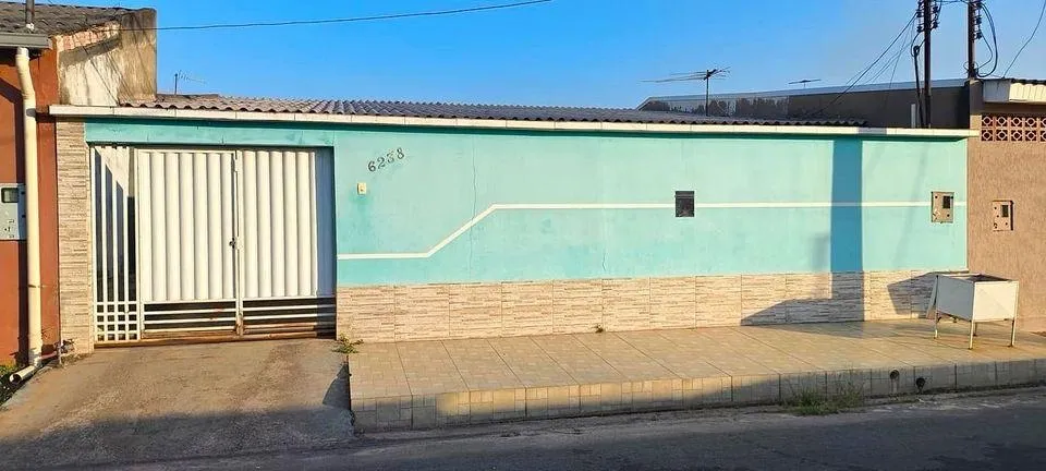 Casa a venda ( com urgência motivo divisão )