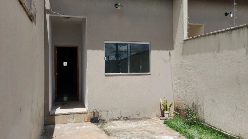 Casa no Tres Marias proximo do Jd Presidente/Garavelo/Supermercado Cerrado