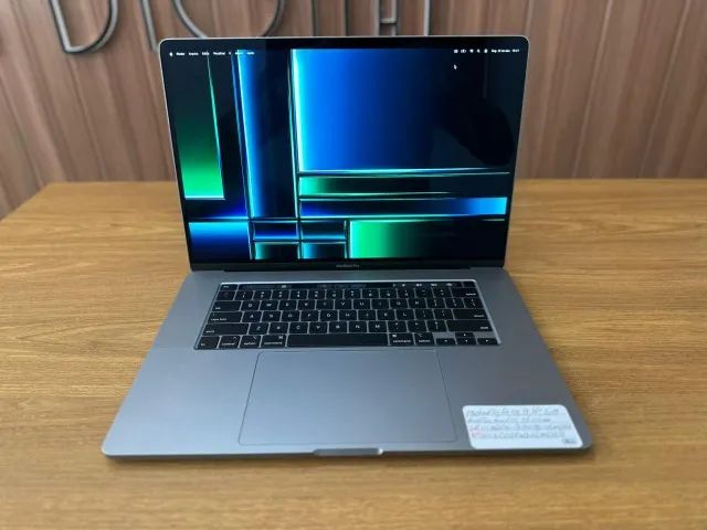 MACBOOK PRO CORE i9, 64 GB, 512, 16 POLEGADAS, TOUCH BAR, TOUCH ID