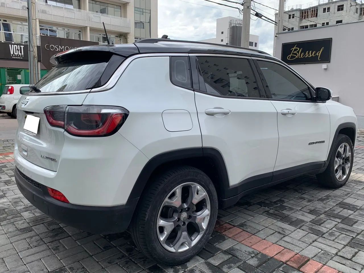 Jeep Compass Limited 2.0 - 2017 - Foto 3