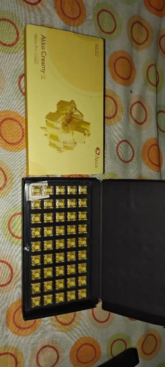 Akko Creamy Yellow Pro Switches