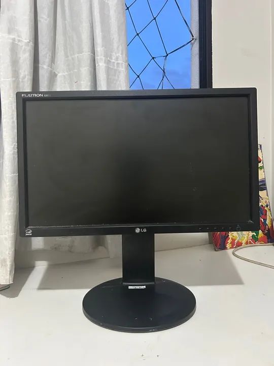 Monitor LG Flatron 22 polegadas