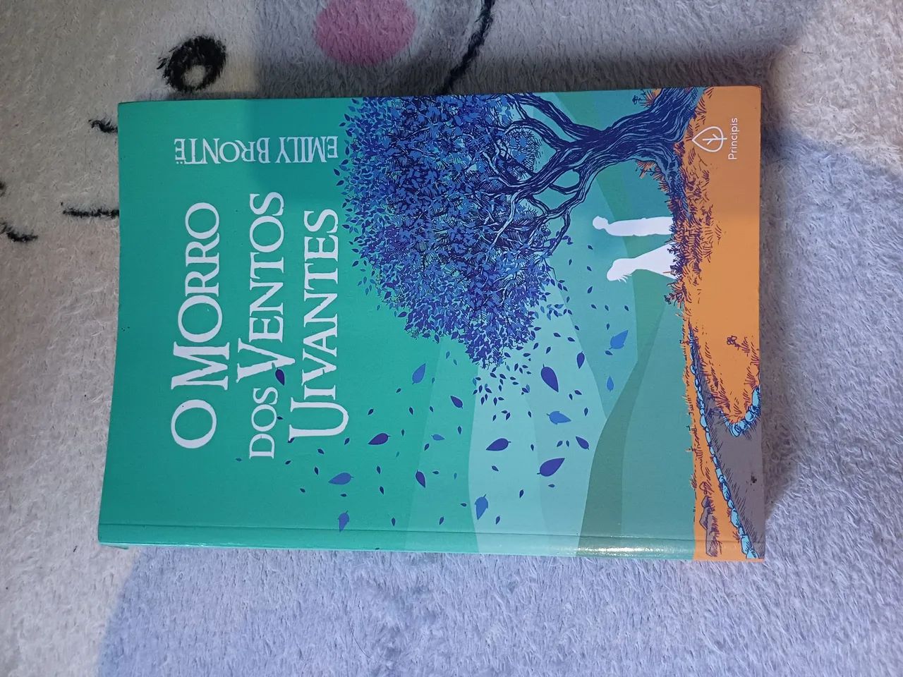 Livro O Morro dos Ventos Uivantes - Emily Brontë