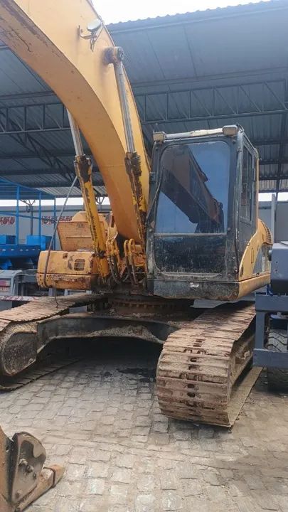  CAT 320C ANO 2006