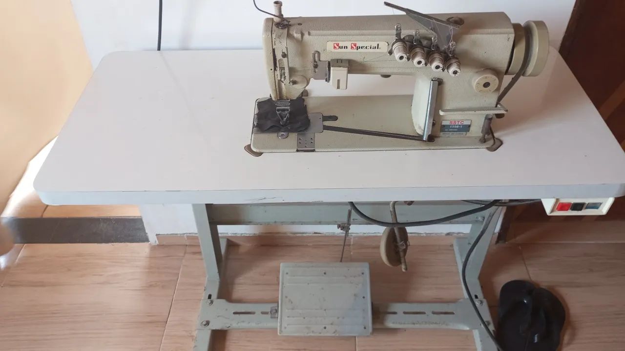 Máquina de Costura Suador ,ponto corrente Sun Special