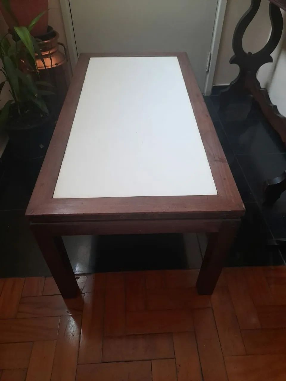Mesa de centro em madeira. - Foto 3