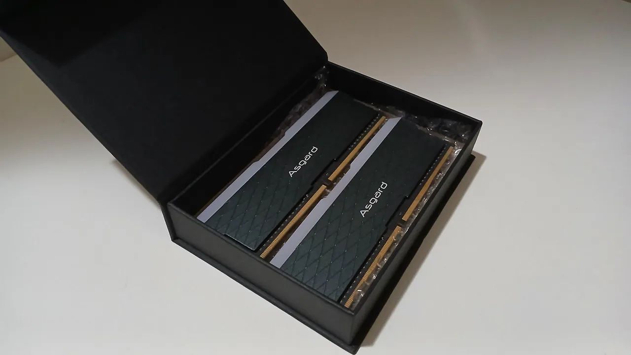 Asgard Loki W2 DDR4 16GB 2x8GB 3200MHz RGB Black RAM Memory64296997688963121