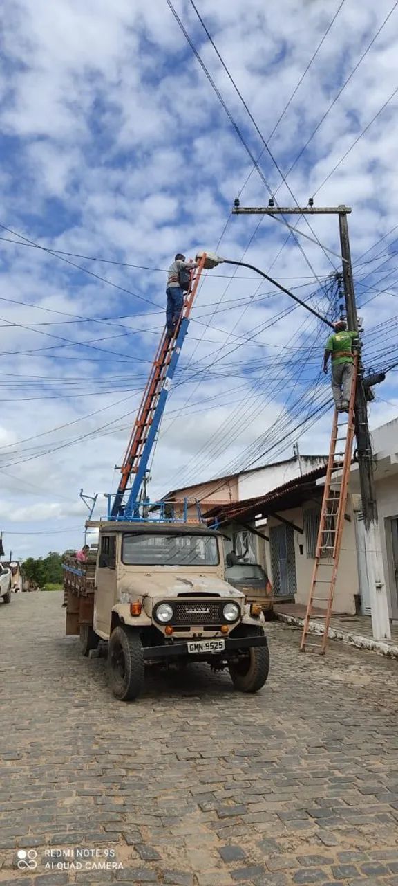 Escada Giratória para veiculos  - Foto 2