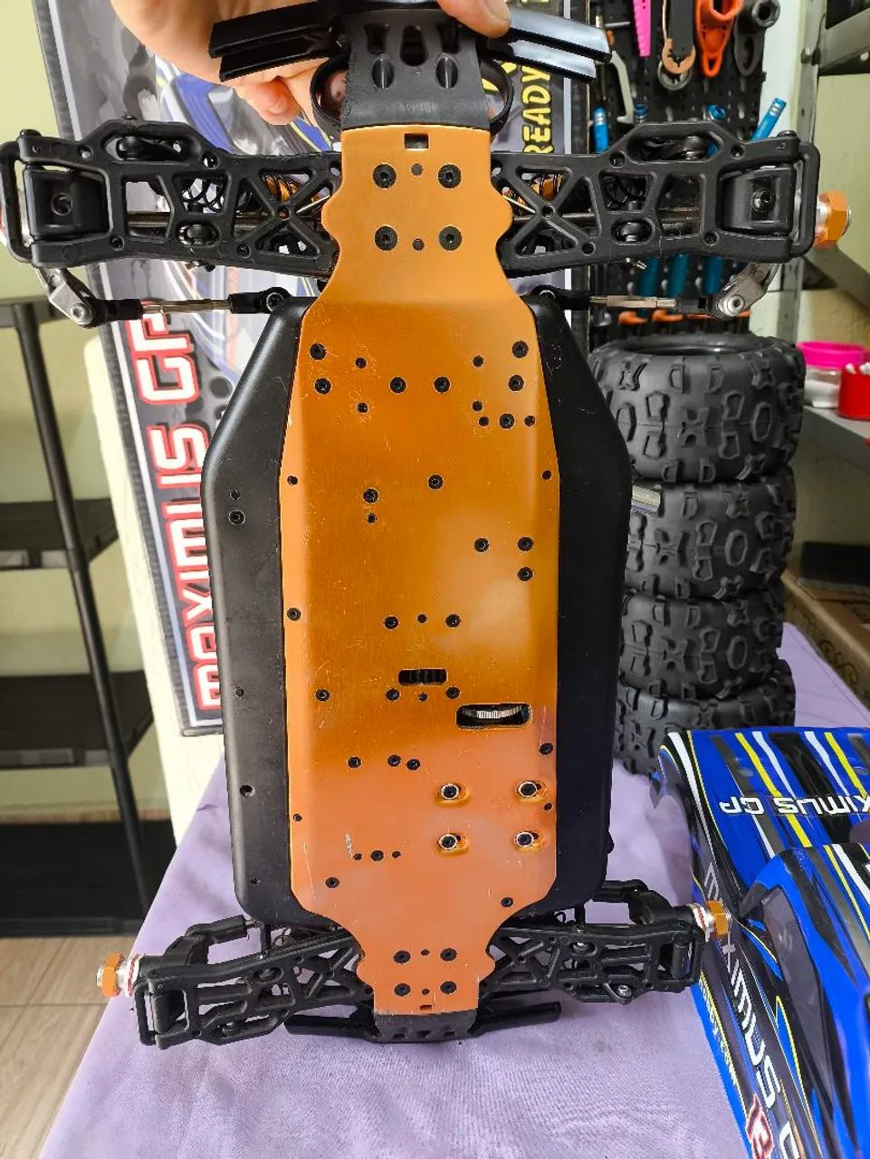 Automodelo Monstro Nitro 1/8: DHK Maximus GP 4WD  - Foto 4
