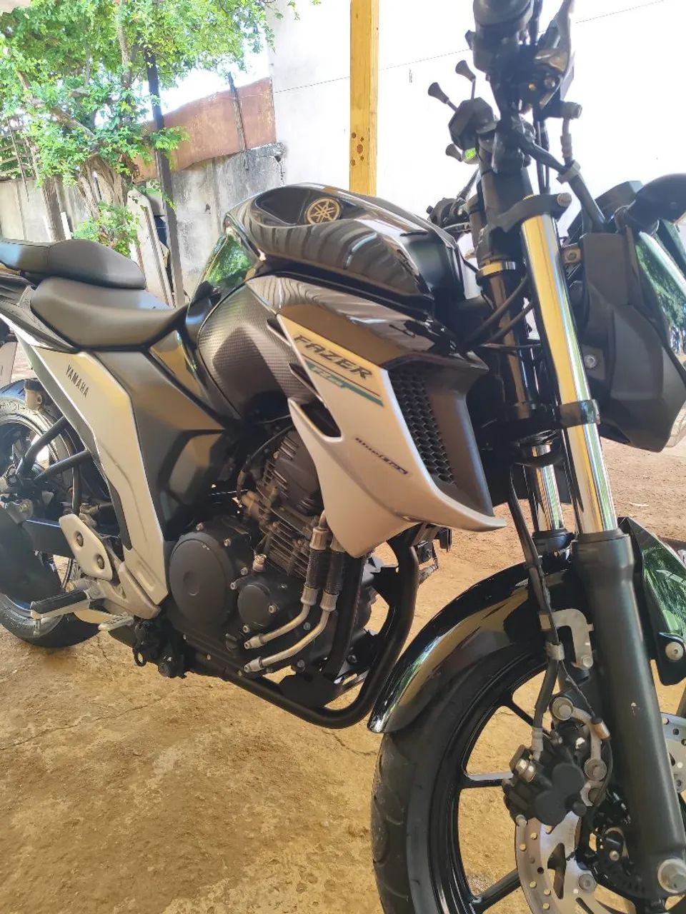 Fazer 250