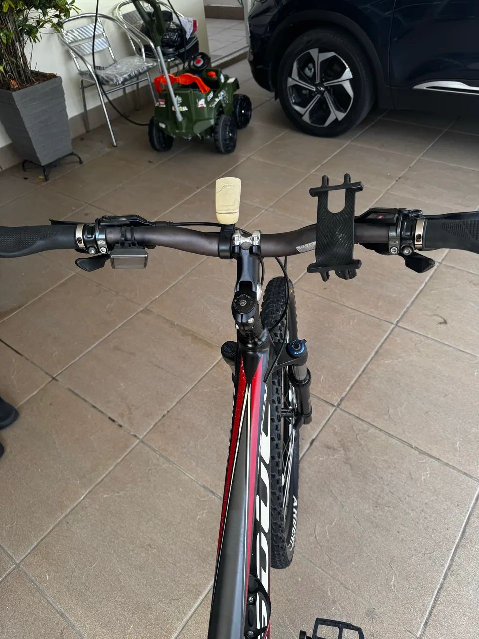 Bicicleta aro 29 Carbon - Foto 2