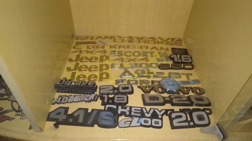 Emblemas  - Foto 2
