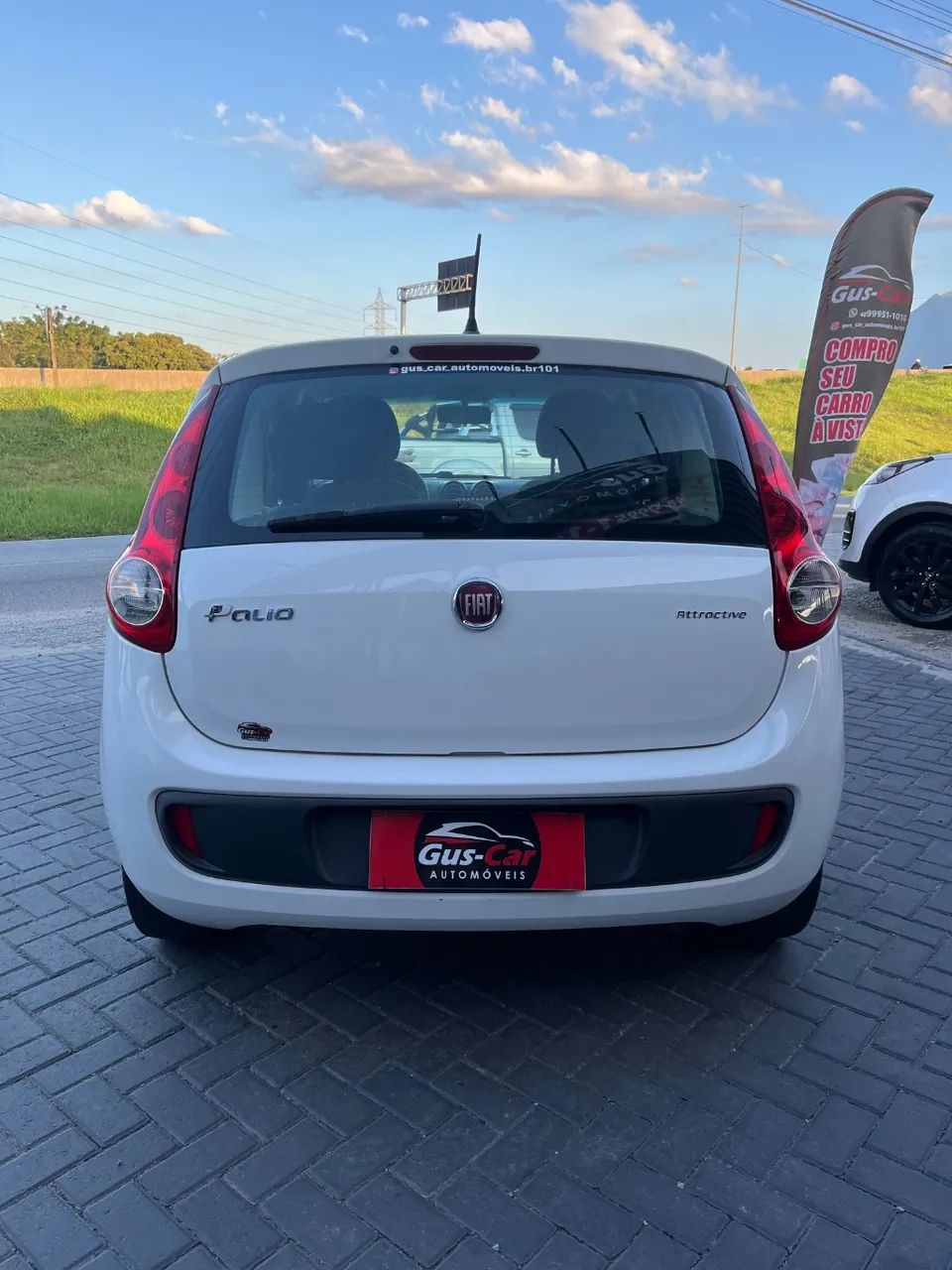 Fiat Palio Attractive 1.0 EVO Fire Flex 8V 5P 2016 - Foto 5