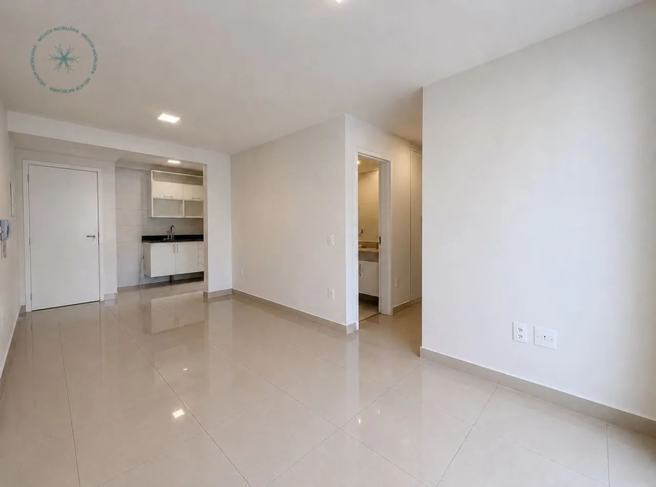 Apartamento no Planalto  3 quartos com suíte, varanda e lazer completo - Foto 2
