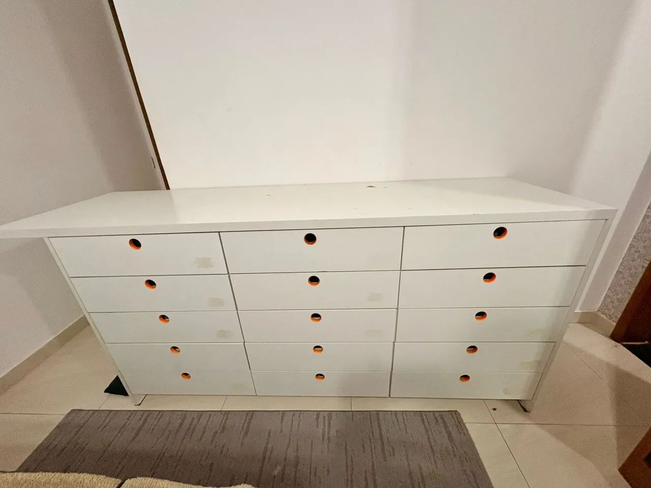 VENDO CÔMODA 15 GAVETAS. - Foto 2