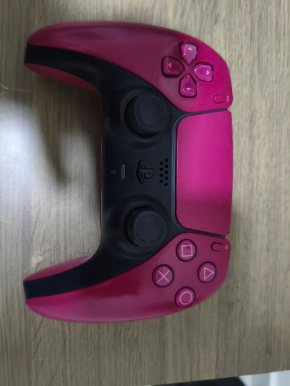 PS5 fat com leitor de disco + 2 dualsense - Foto 5