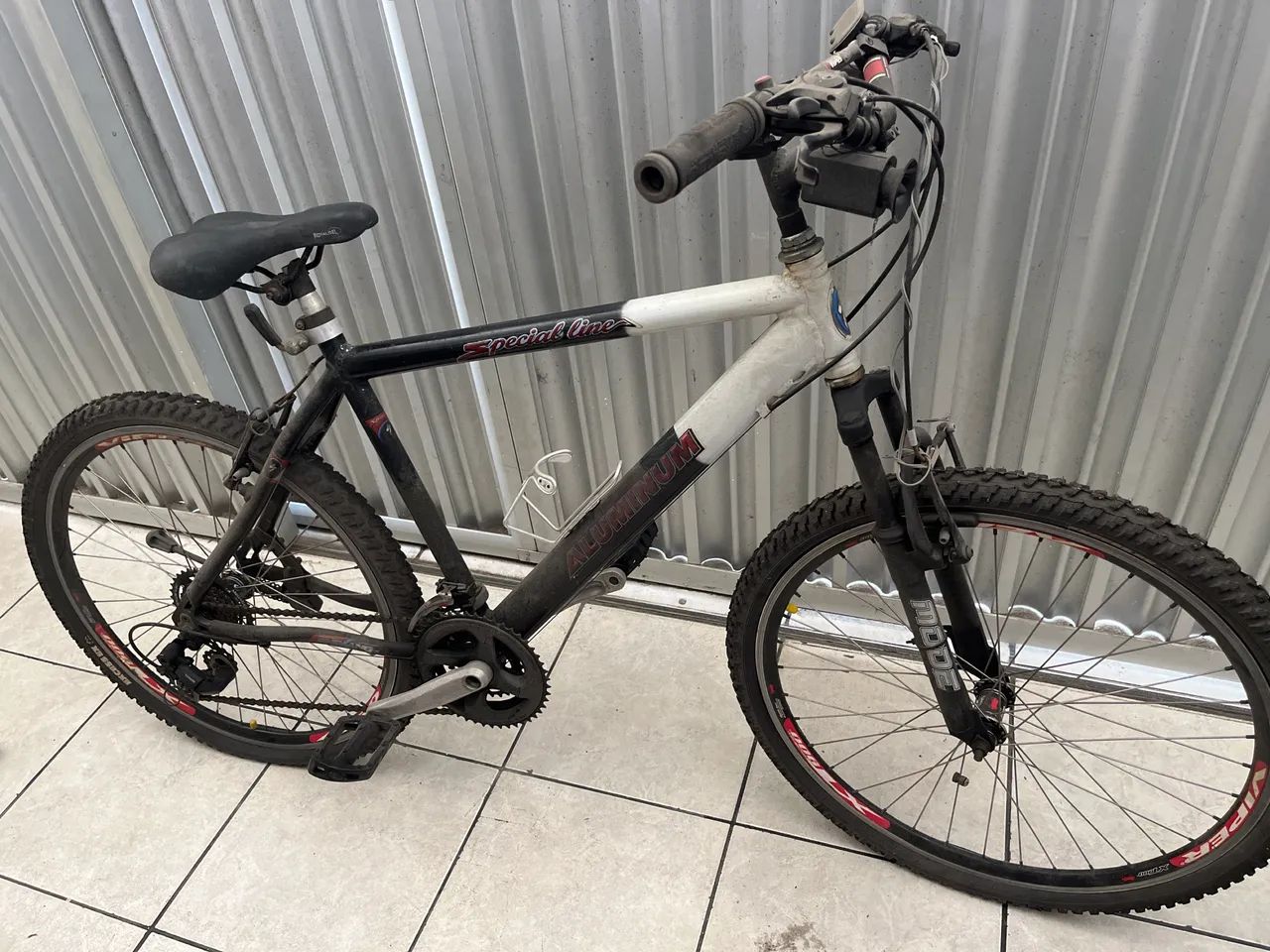 Bike alumínio com marca shimano