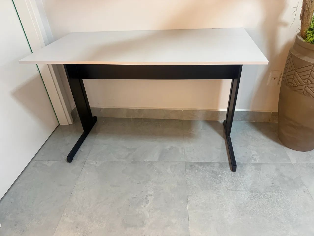 Mesa de escritório nova - Foto 2
