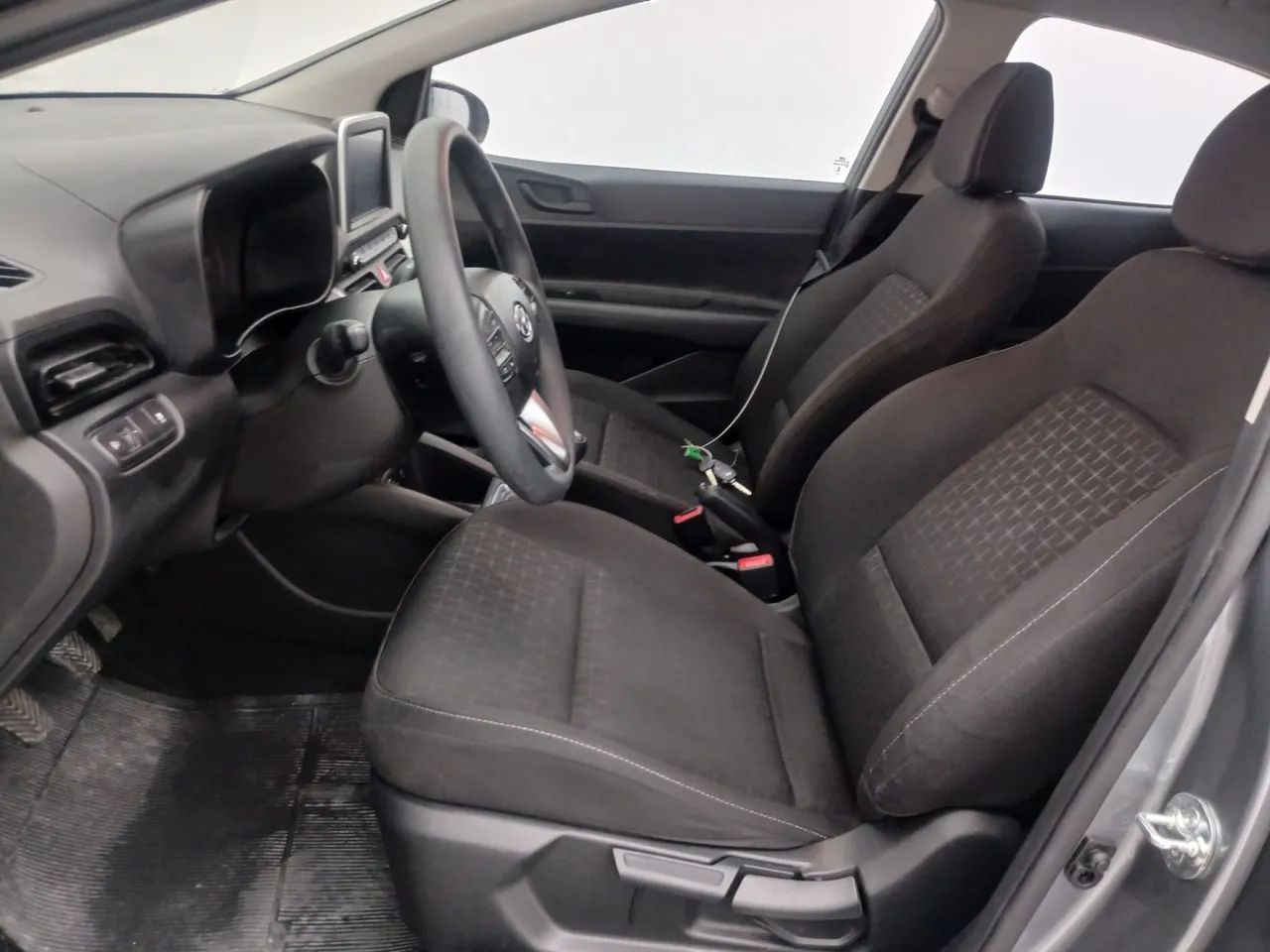 Hyundai HB20 Comfort 1.0 Flex 12V Mec., foto 16 de 18