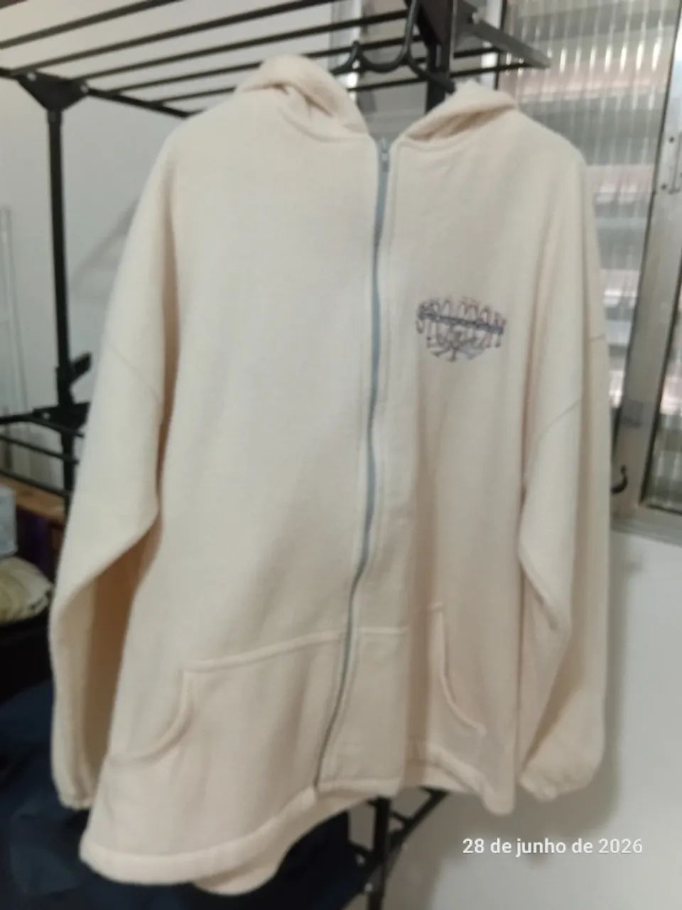 Blusa quentinha soft creme - Foto 2