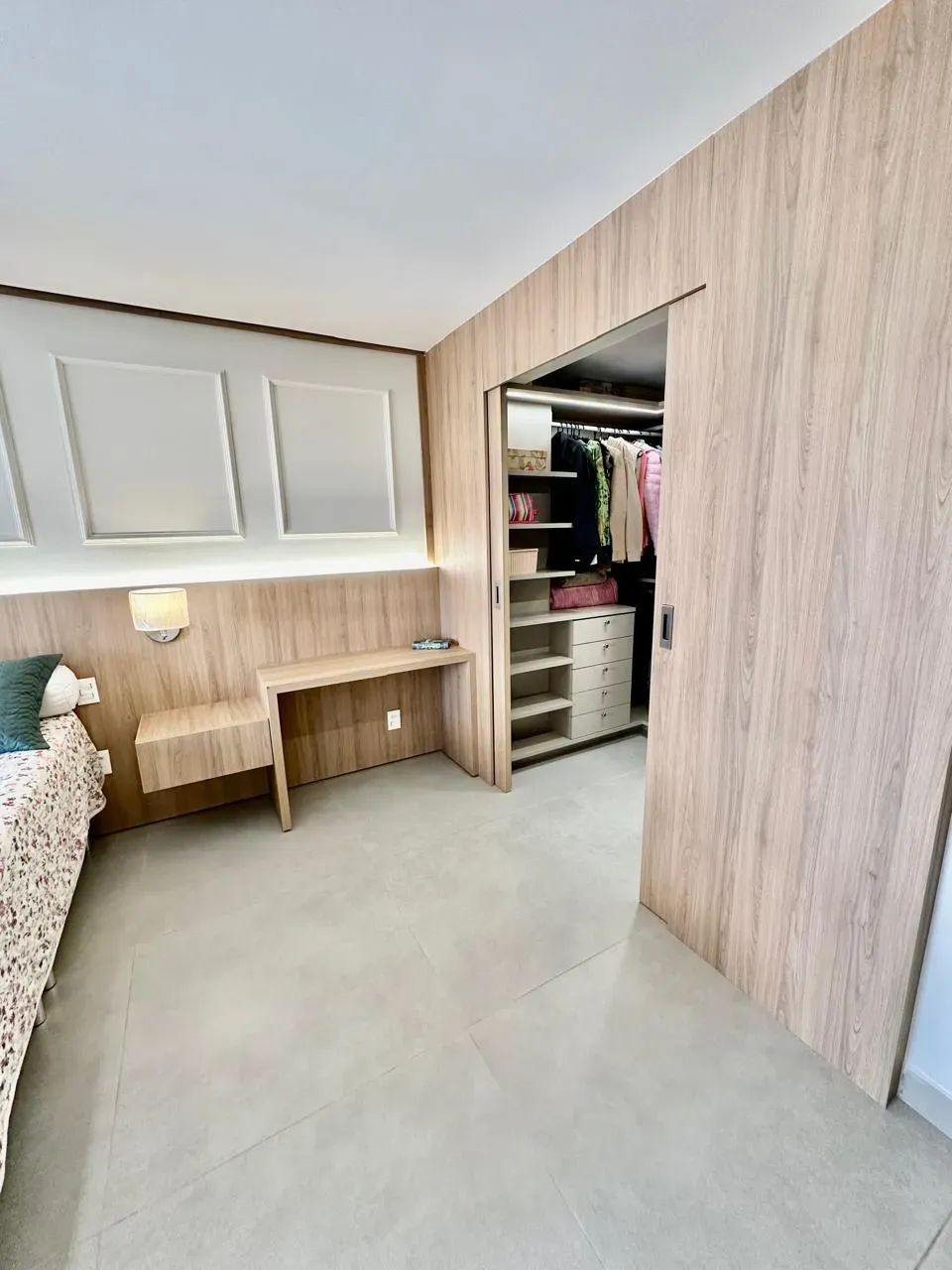 Apartamento, 140 m2, com 3 suítes, Sol da Manha, 23 andar, Mobiliado e Decorado - Foto 5