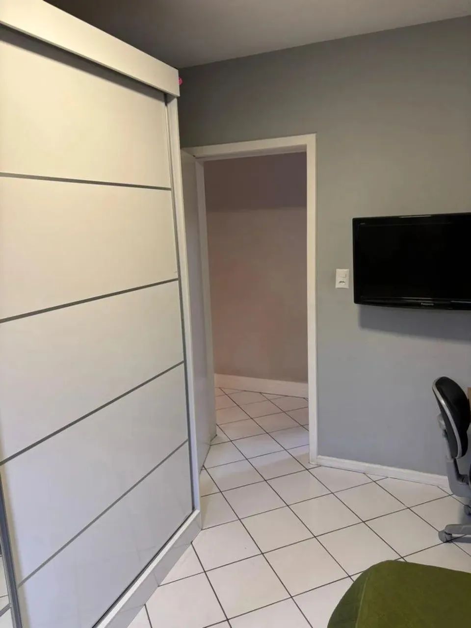 Apartamento (Padrão), com 3 quartos e 2 banheiros à Venda, 110 m² em Criciúma/SC - Foto 4