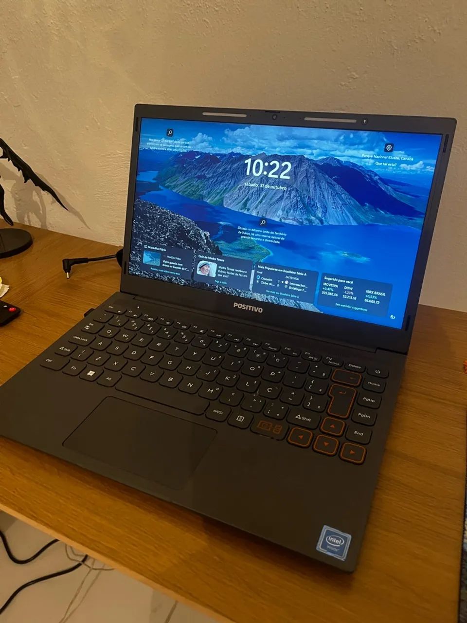Notebook C14 em excelente estado 