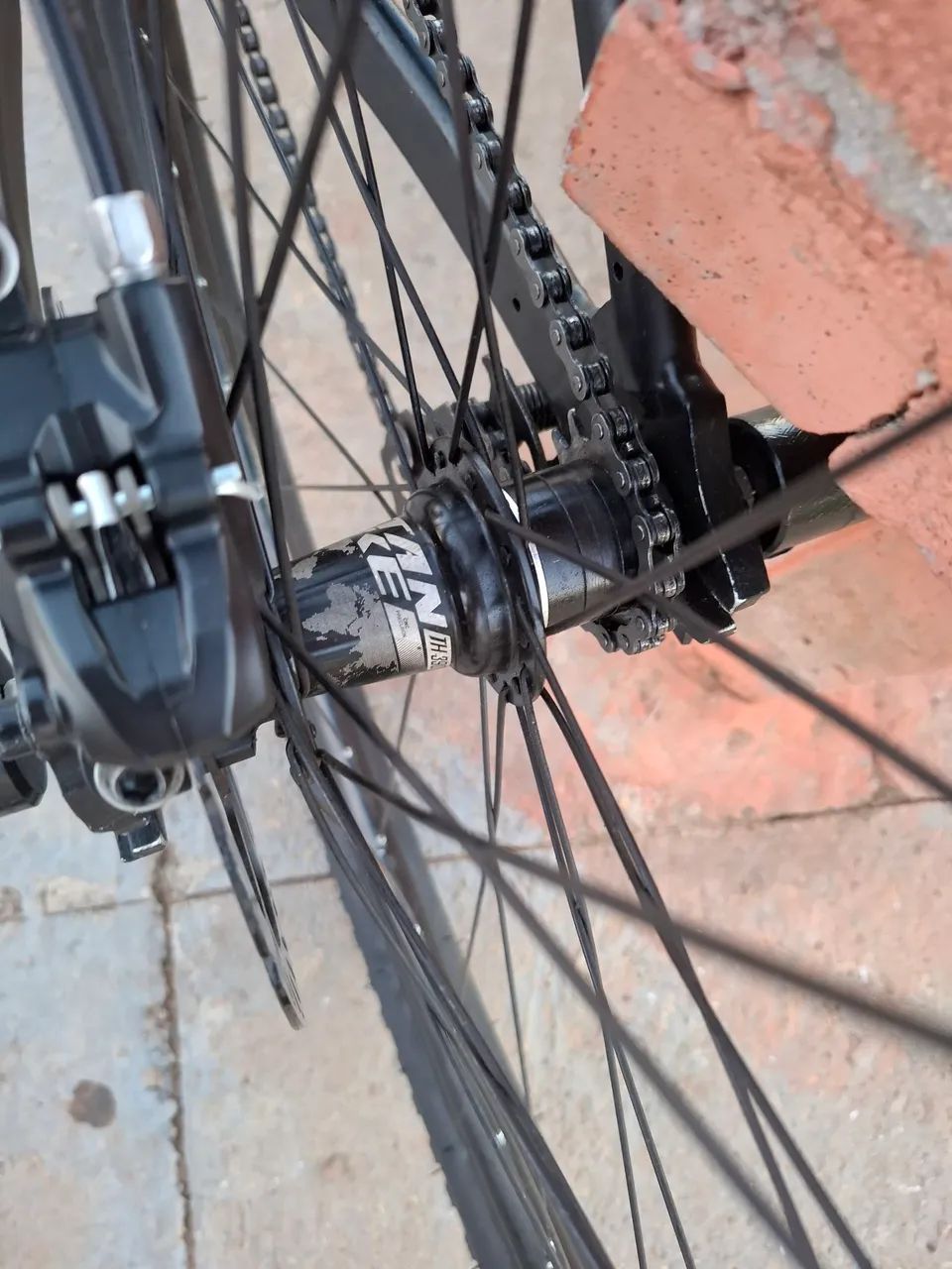 Bike aro 29 bem montada  - Foto 4