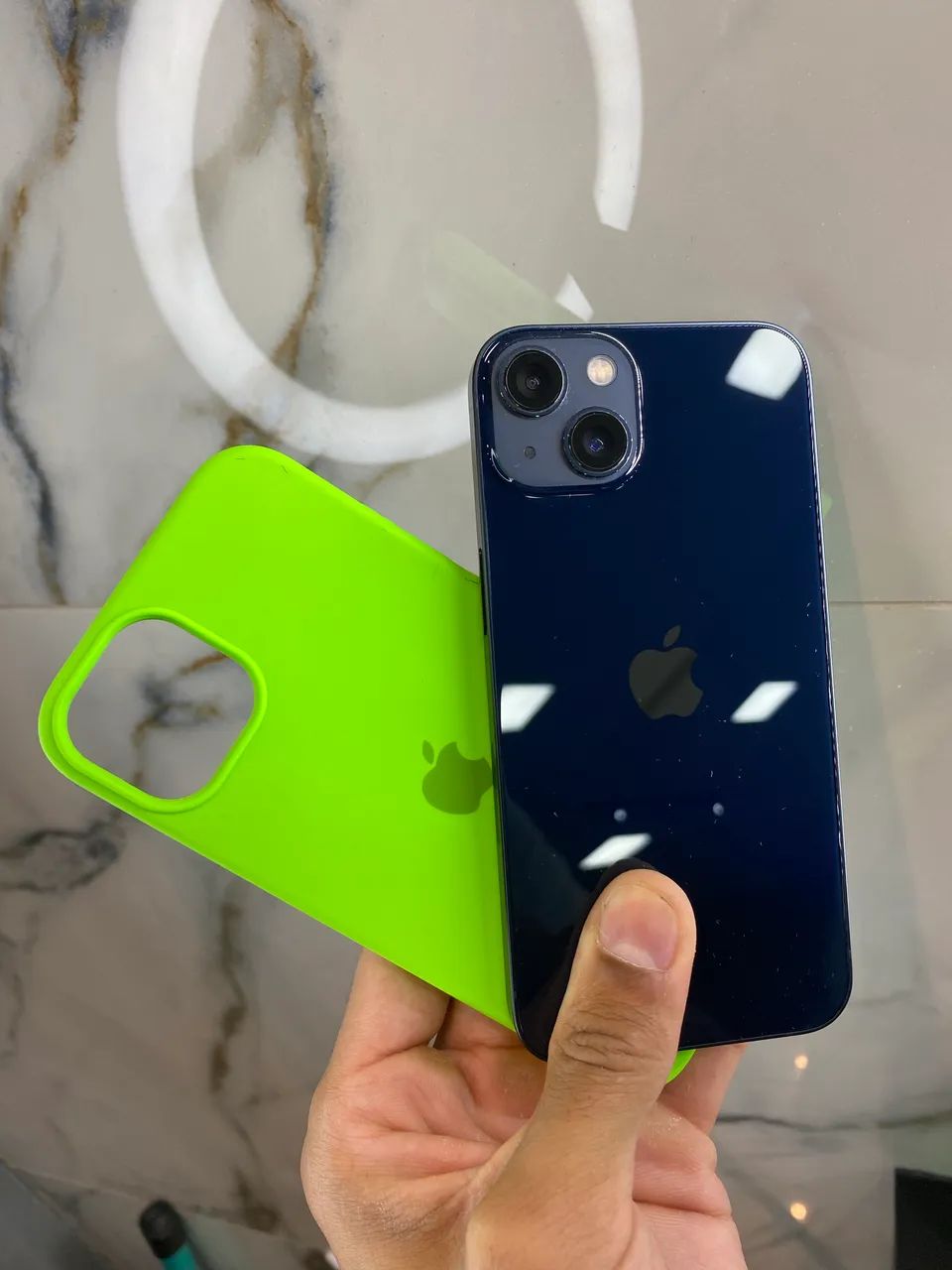 iPhone 13