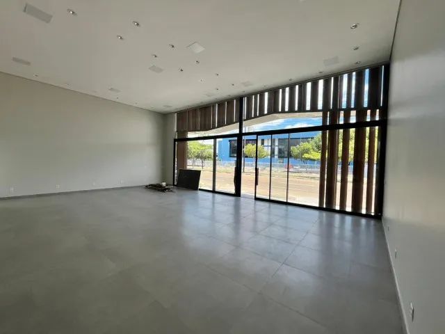 Aluga se Loja de 250m2 na Av. Ville Roy - Centro - Foto 3