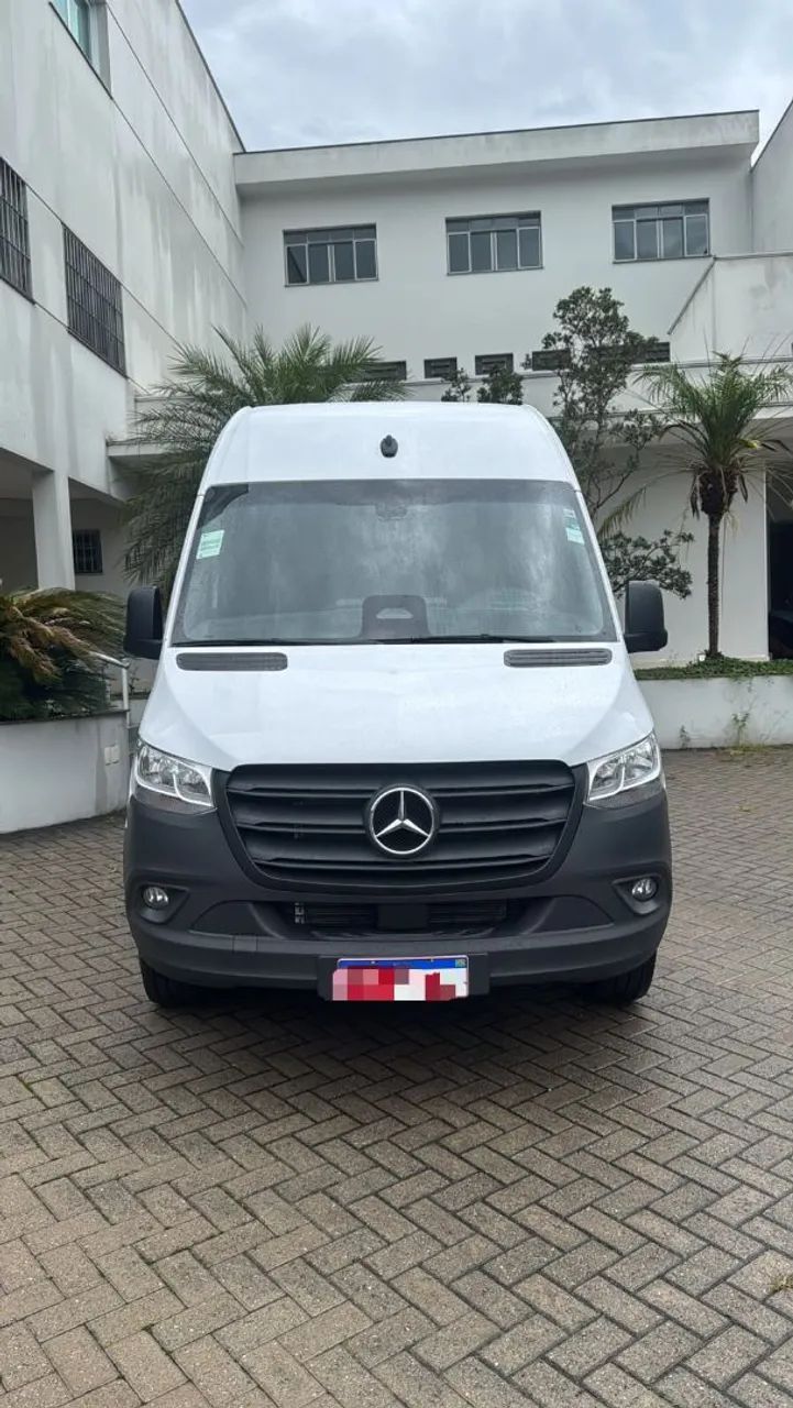 Mercedes-Benz Sprinter 417 FURGÃO EXT. L.T.A DIE. (E6) 2026