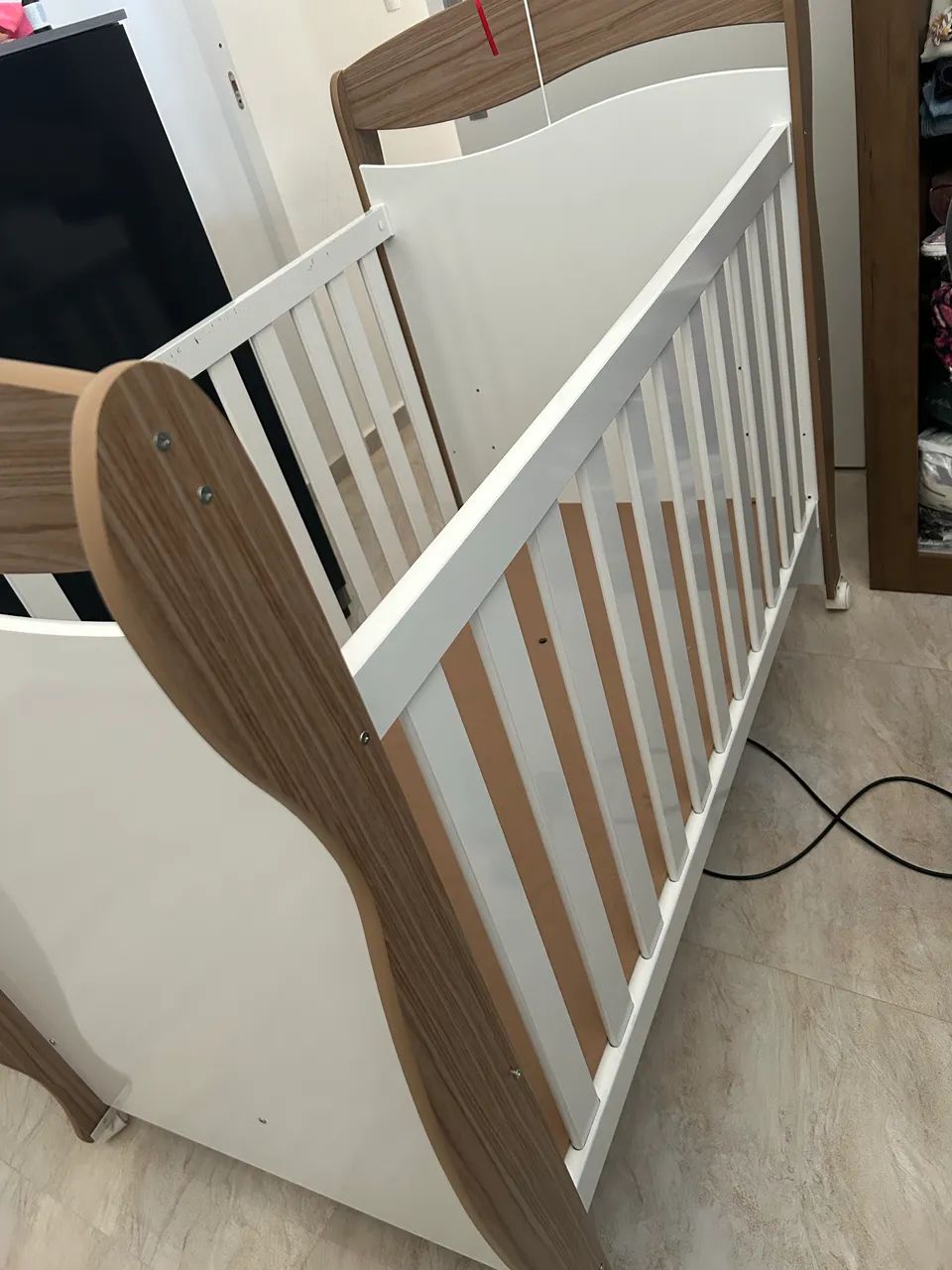 Berço bebê semi novo