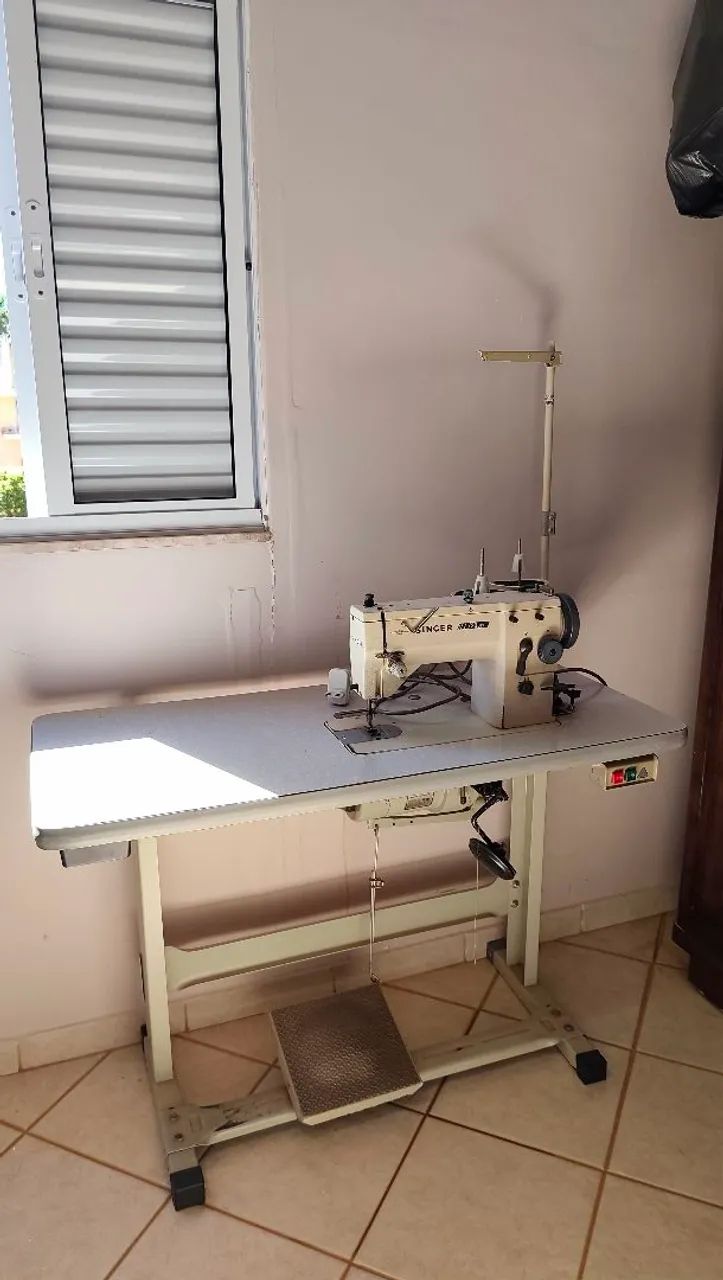Singer 20U73 Original Industrial Reta e Zig-Zag com Motor Fox 400W