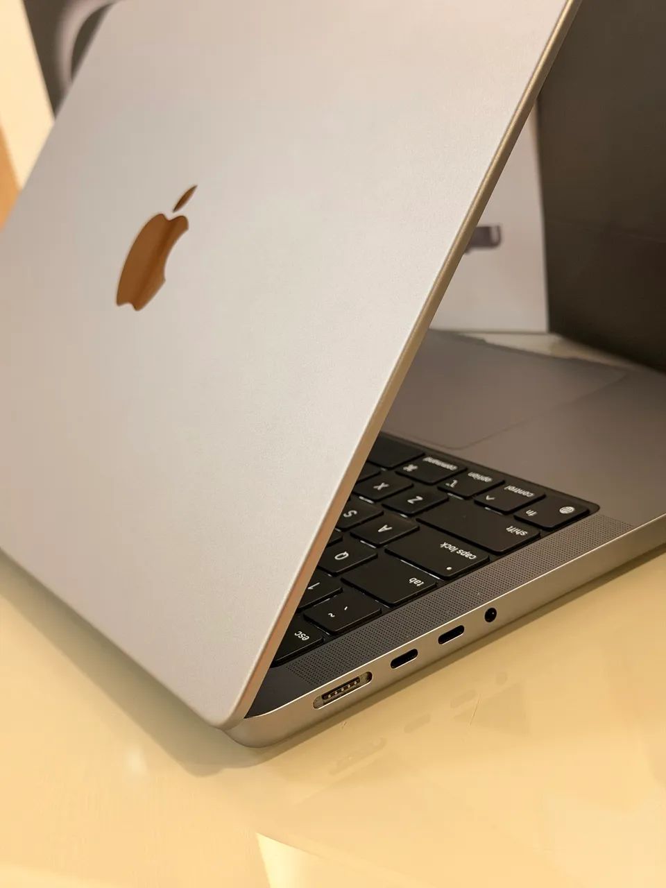 MacBook Pro M3 - 1TB Space Gray - Notebooks - Jardim Janaína