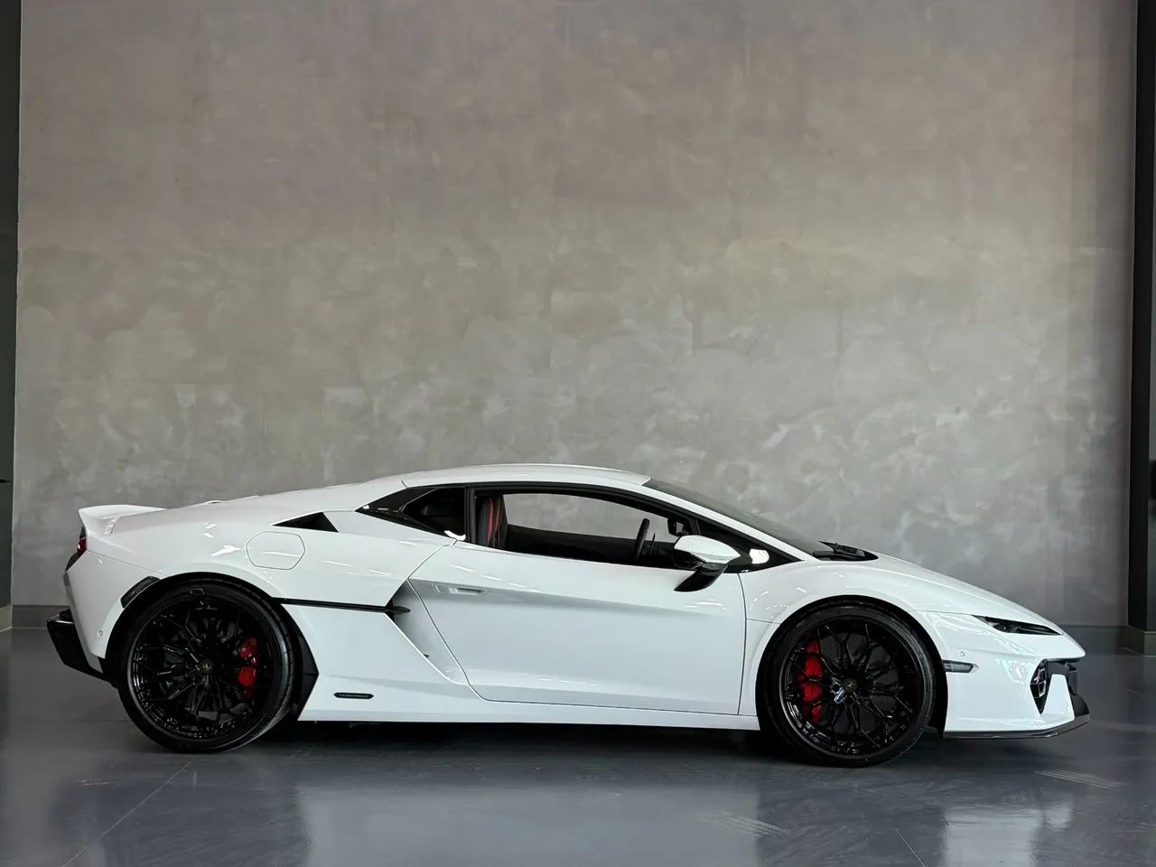 Lamborghini Temerário 4.0 V8 Bi-Turbo Aut. 2026, foto 6 de 13