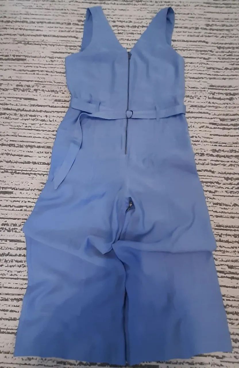 Macacão crepe azul.Lucidez